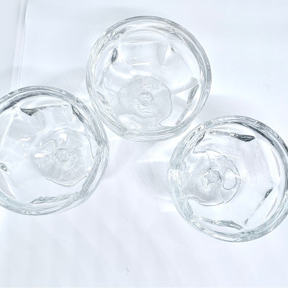 Vintage Clear Pressed Glass Sherbet Dessert Cups Set of 3 Swirl Panel - Picture 3 of 7